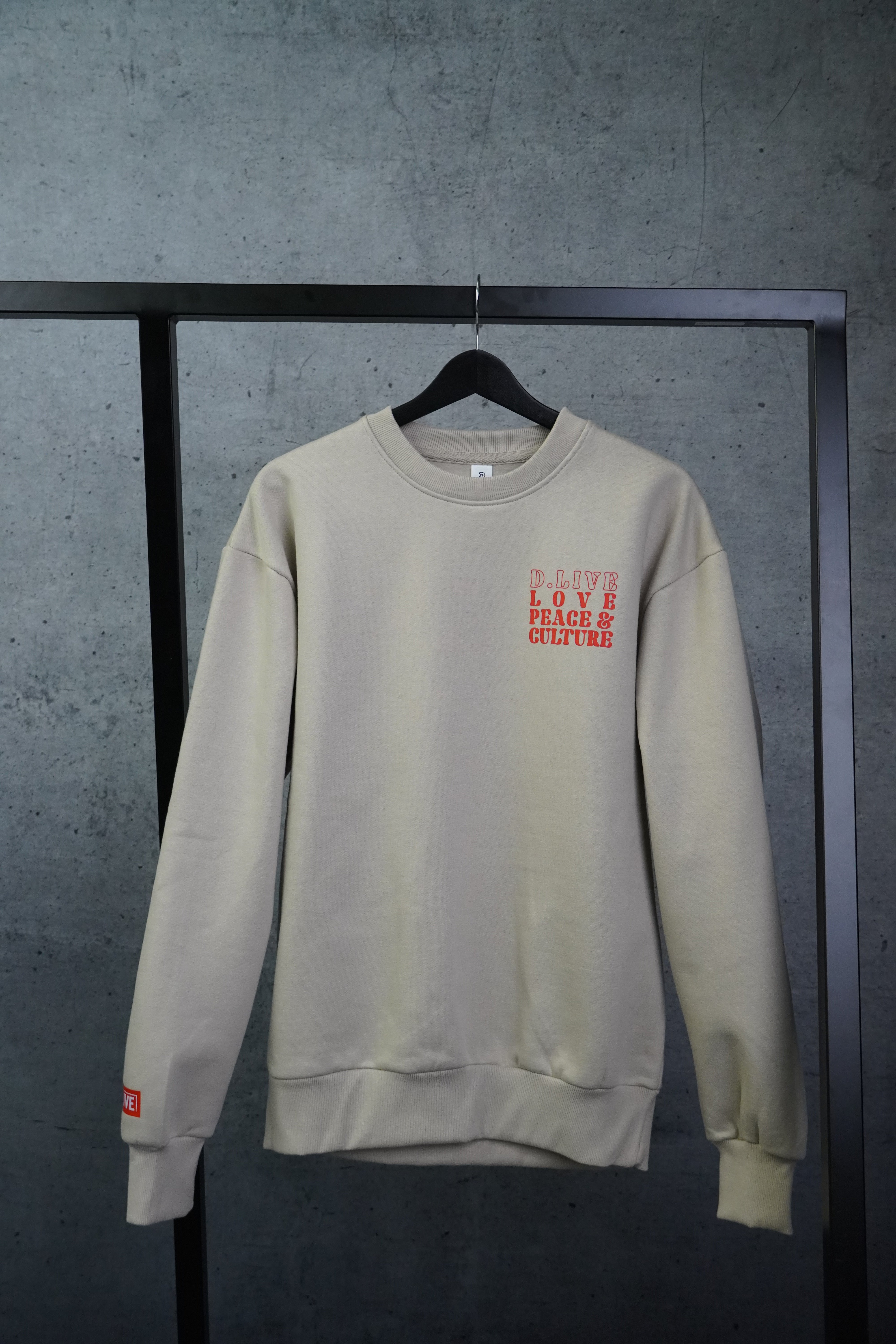 D.LIVE D.LOVE Sweatshirt
